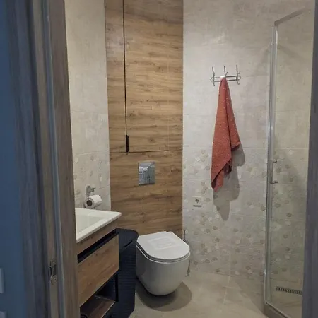 уютная студия в новом жк на 6м этаже Apartament